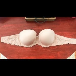 Victoria’s Secret Dream Angels strapless bra 36DDD